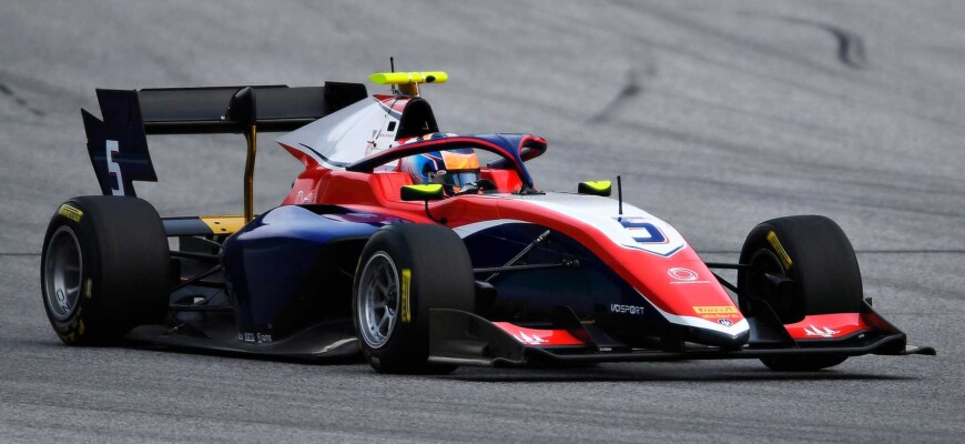 Clement Novalak - F3