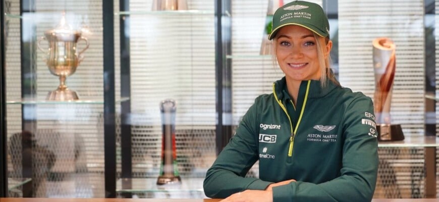 Aston Martin F1 Jessica Hawkins