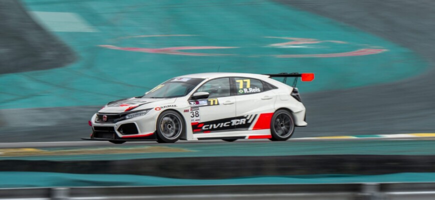 Raphael Reis estreia no TCR South America de olho em mais um título com a equipe W2