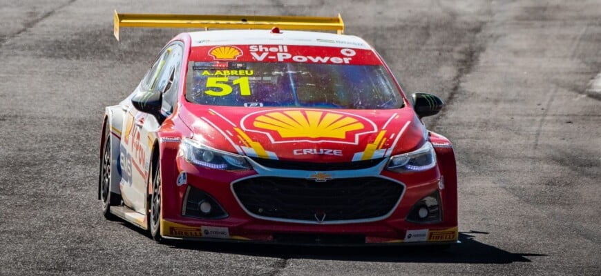 Átila Abreu vence em Cascavel e Ricardo Zonta completa dobradinha da Shell na Stock Car