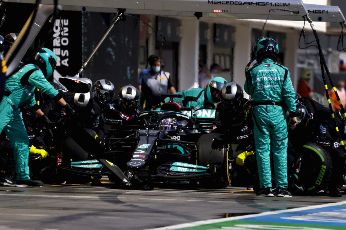 F1: Chefe da Mercedes revela foco em pit stops para ajudar a voltar ao topo em 2024