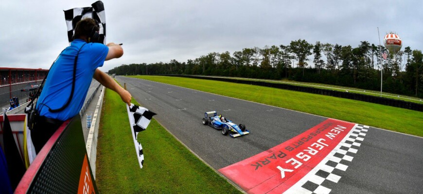 Líder do campeonato, Kiko Porto disputa título da USF2000 em Mid-Ohio