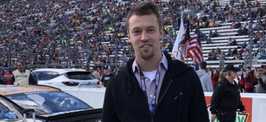 Daniil Kvyat Martinsville Nascar