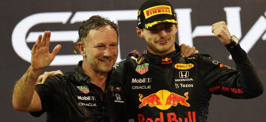 Christian Horner e Max Verstappen, Campeão, GP de Abu Dhabi, Yas Marina, F1 2021