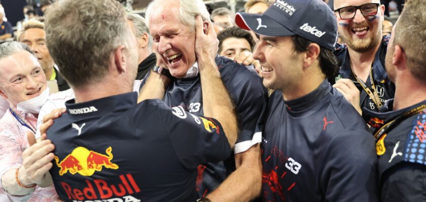 Christian Horner, Helmut Marko e Sergio Perez, Campeão, GP de Abu Dhabi, Yas Marina, F1 2021