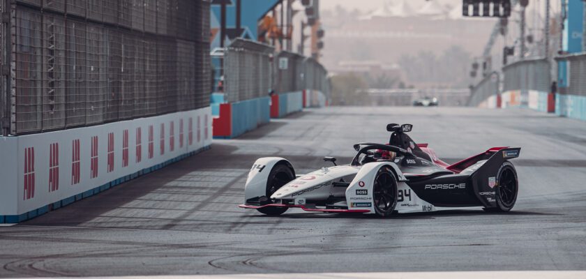 Wehrlein aparece no fim e é mais rápido do terceiro treino do ePrix de Diriyah da FE