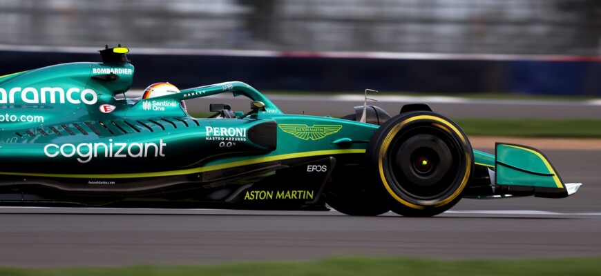 Shakedown Aston Martin AMR22 - F1 2022