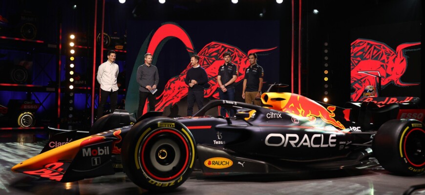 Red Bull RB18