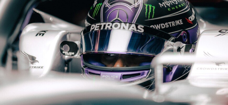 Lewis Hamilton - Mercedes 2022