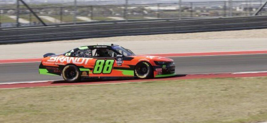 Miguel Paludo larga em 17º em seu retorno à NASCAR no Circuito das Américas