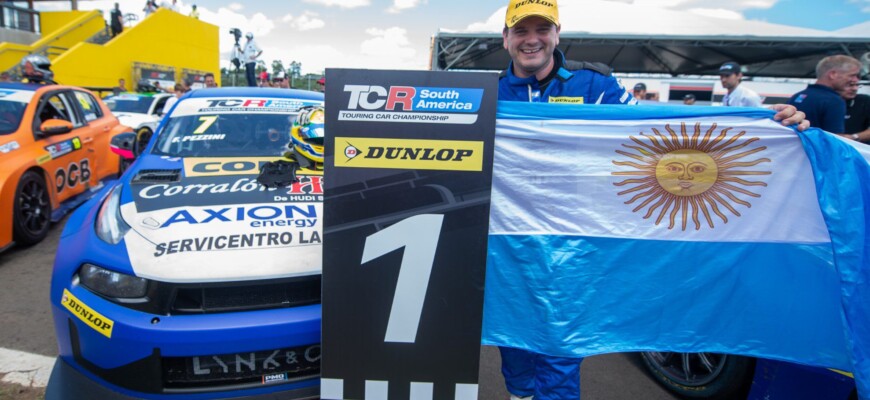 TCR South America: Pezzini vence e dedica vitória aos argentinos