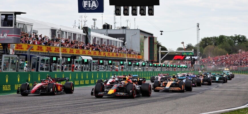 Verstappen passa no fim, vence e carimba pole para o GP da Emília-Romanha de F1