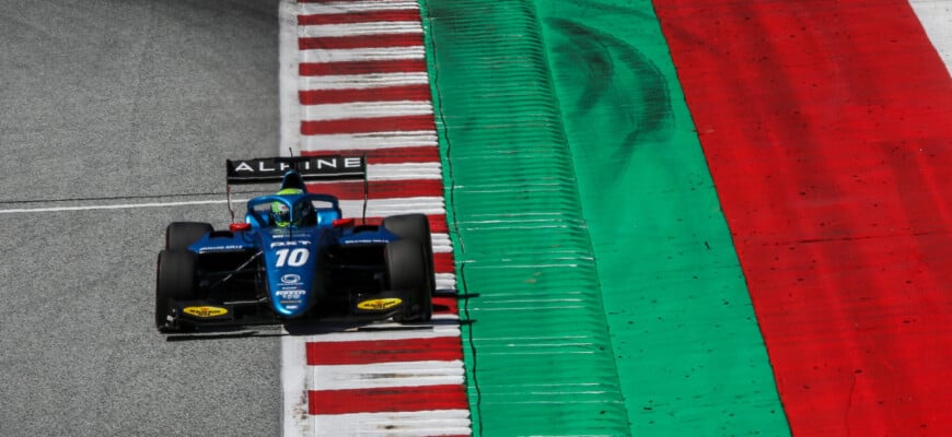 Caio Collet é 12º no quali e larga na pole a Sprint Race da FIA F3 na Áustria