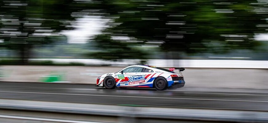 Thiago Vivacqua sobe ao pódio em Nurburgring após liderar prova da DTM Trophy