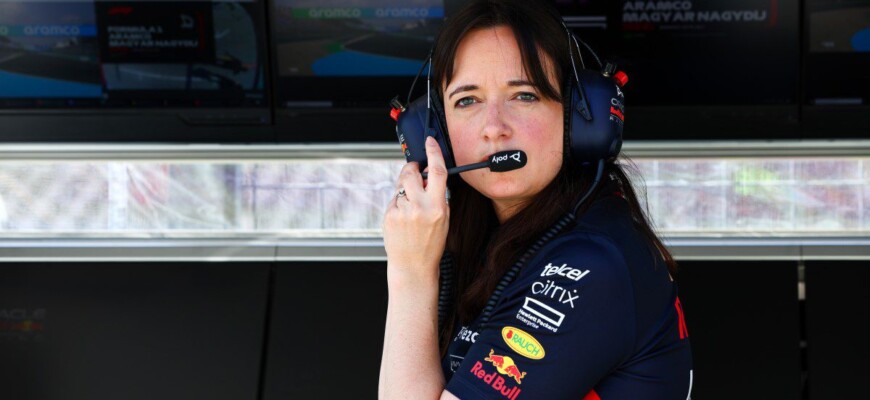 Hannah Schmitz - Estrategista da Red Bull