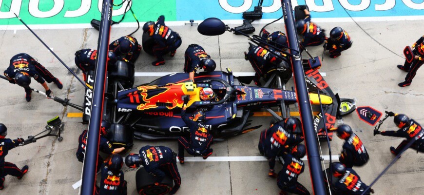 Pit Stop Red Bull - Sergio Pérez