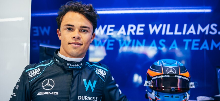 F1: Albon tem apendicite e De Vries é escalado como substituto para GP da Itália