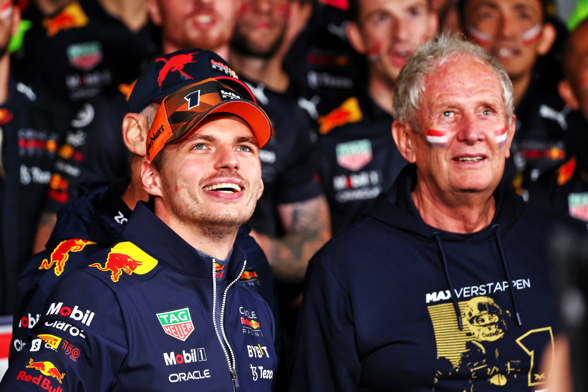 F1: Verstappen comemora que Marko vai continuar na Red Bull