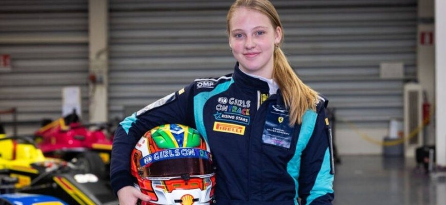 Aurelia Nobels conquista vaga no Ferrari Driver Academy ao vencer o FIA Girls On Track