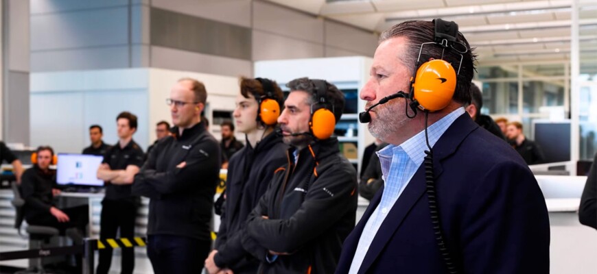 F1: Brown diz estar feliz com as mudanças internas na McLaren