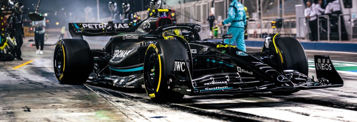 F1: Mercedes vai continuar a evoluir W14