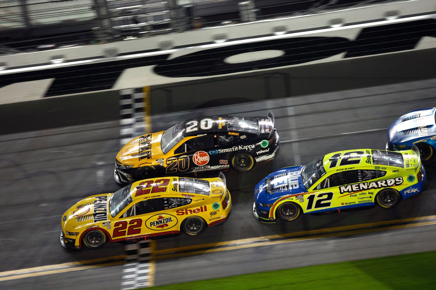 Nascar Logano e Almirola vencem duels para a Daytona 500 Notícia de