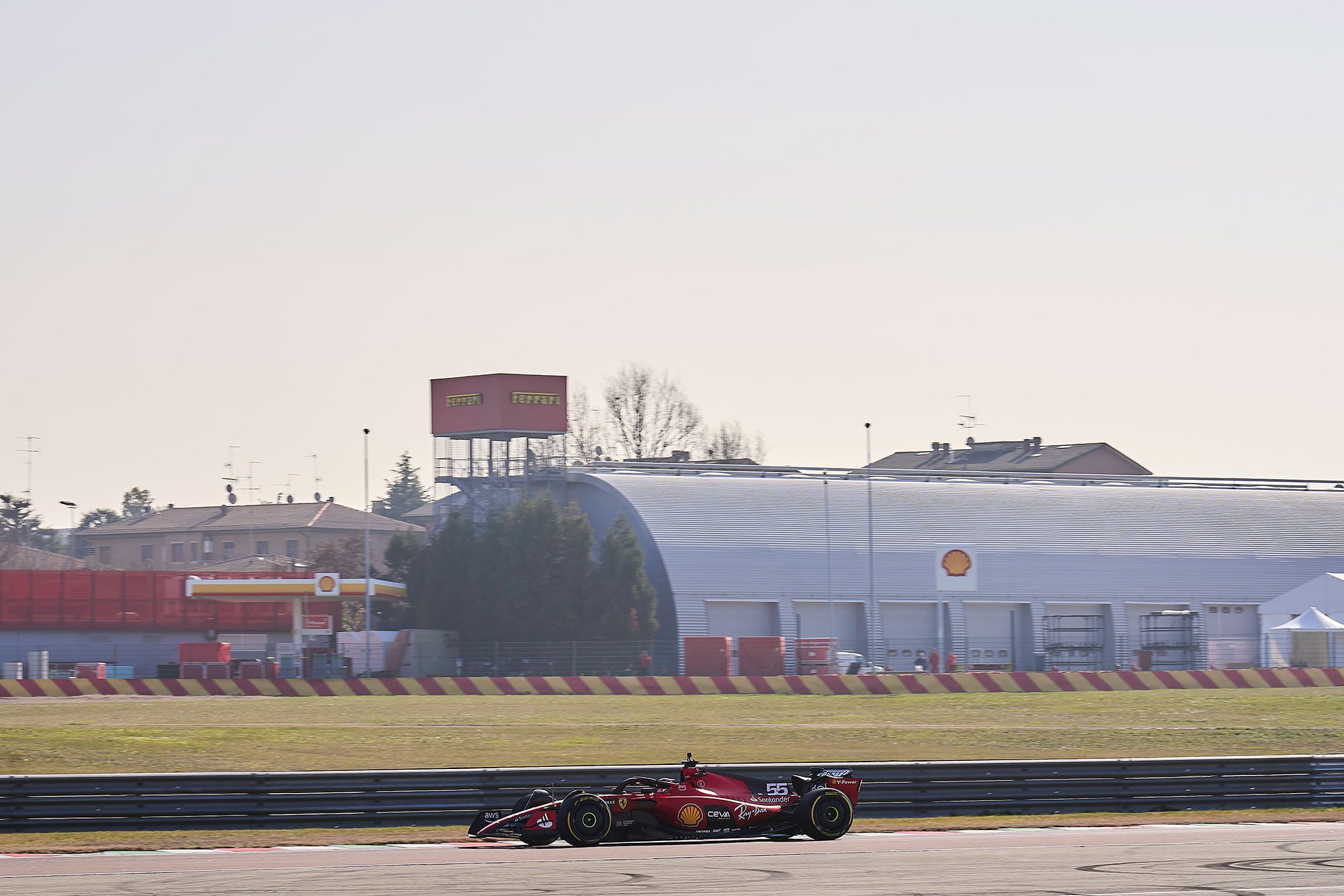 Lançamento Ferrari SF-23