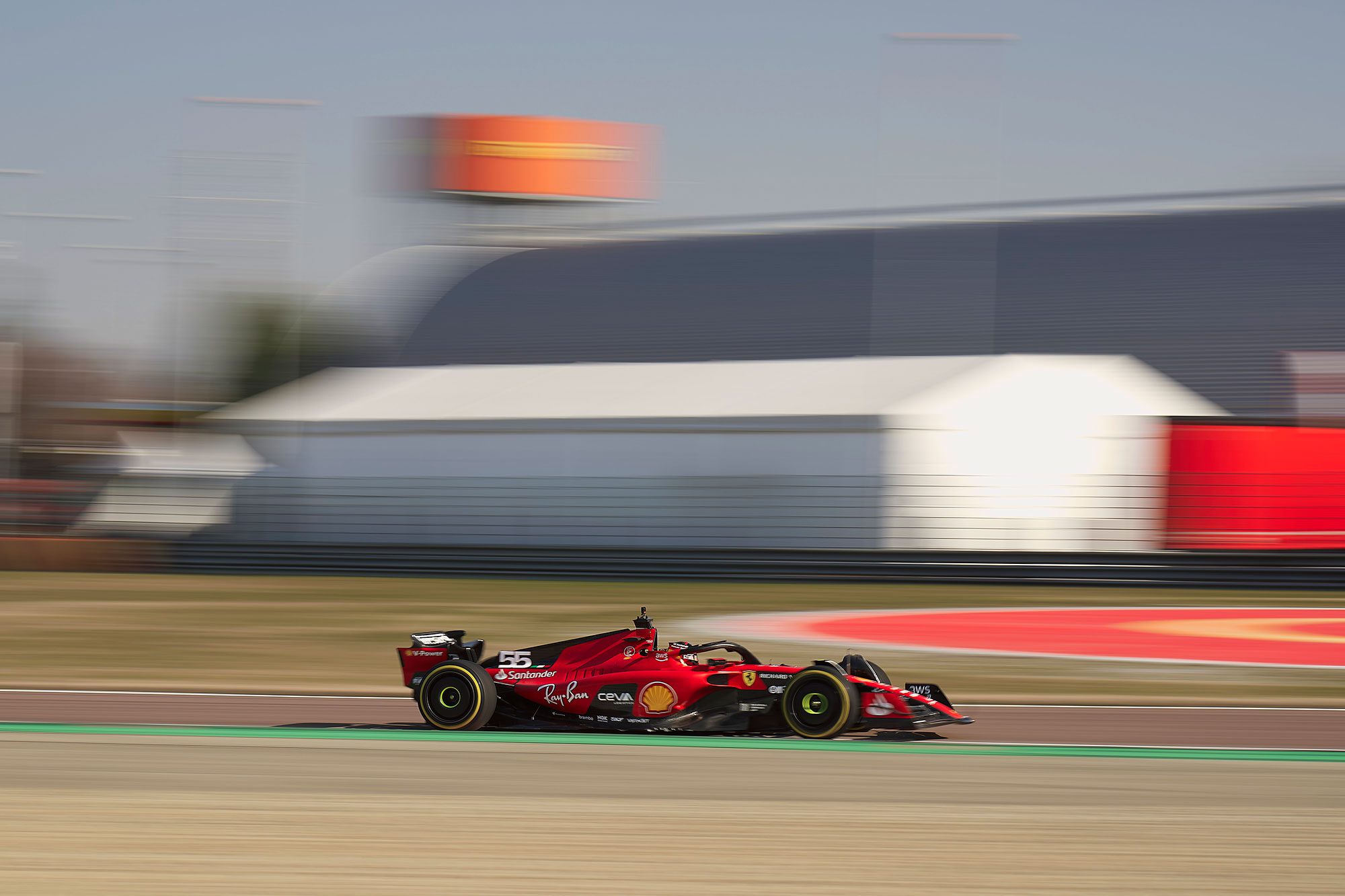 Lançamento Ferrari SF-23