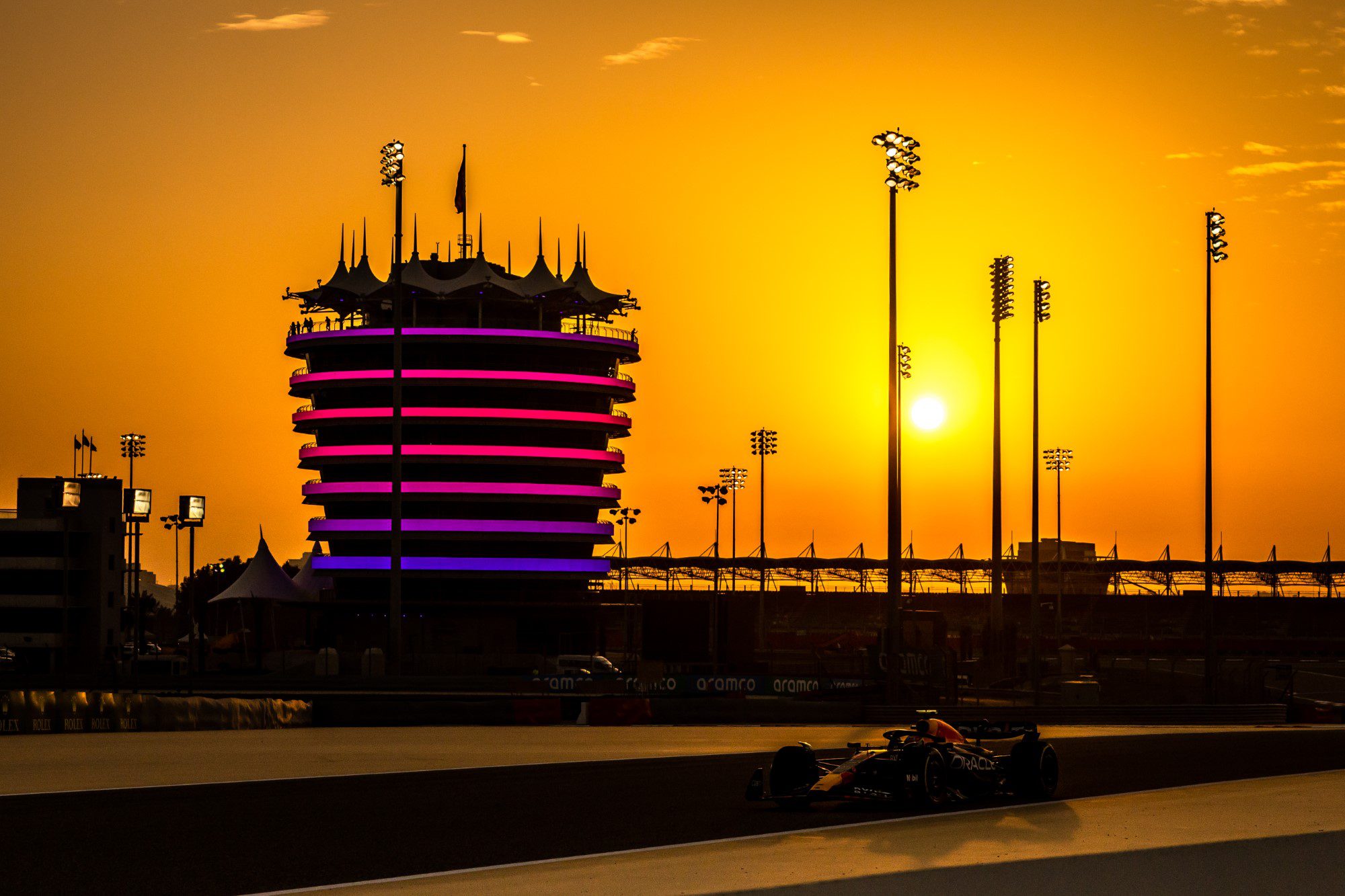 Fotos: Red Bull é a mais rápida no último dia de testes da F1