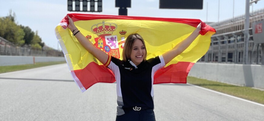 Foto: Categoria feminina da F1 chega a Barcelona para pré-temporada 2023