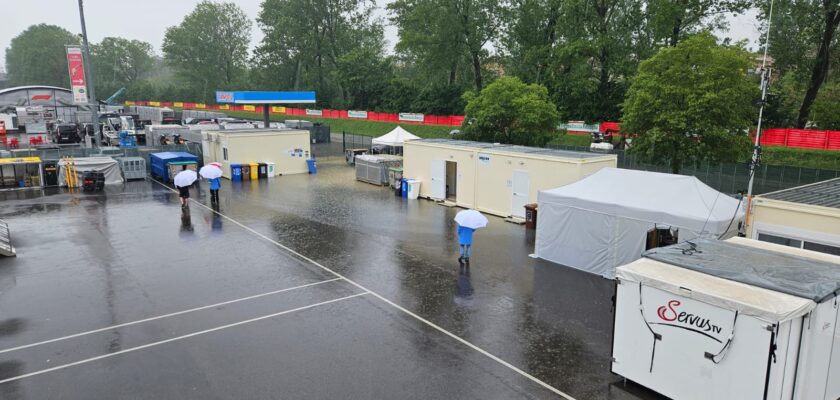 GP da Emília-Romanha - Paddock Chuva