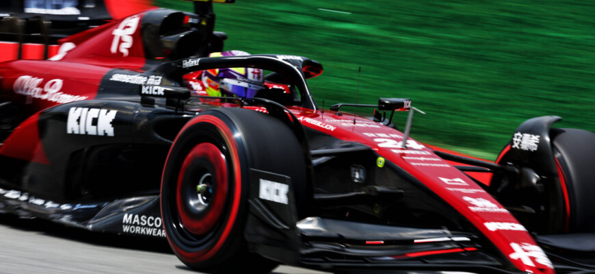 F1: “Infelizmente não estávamos muito competitivos”, afirmou Zhou