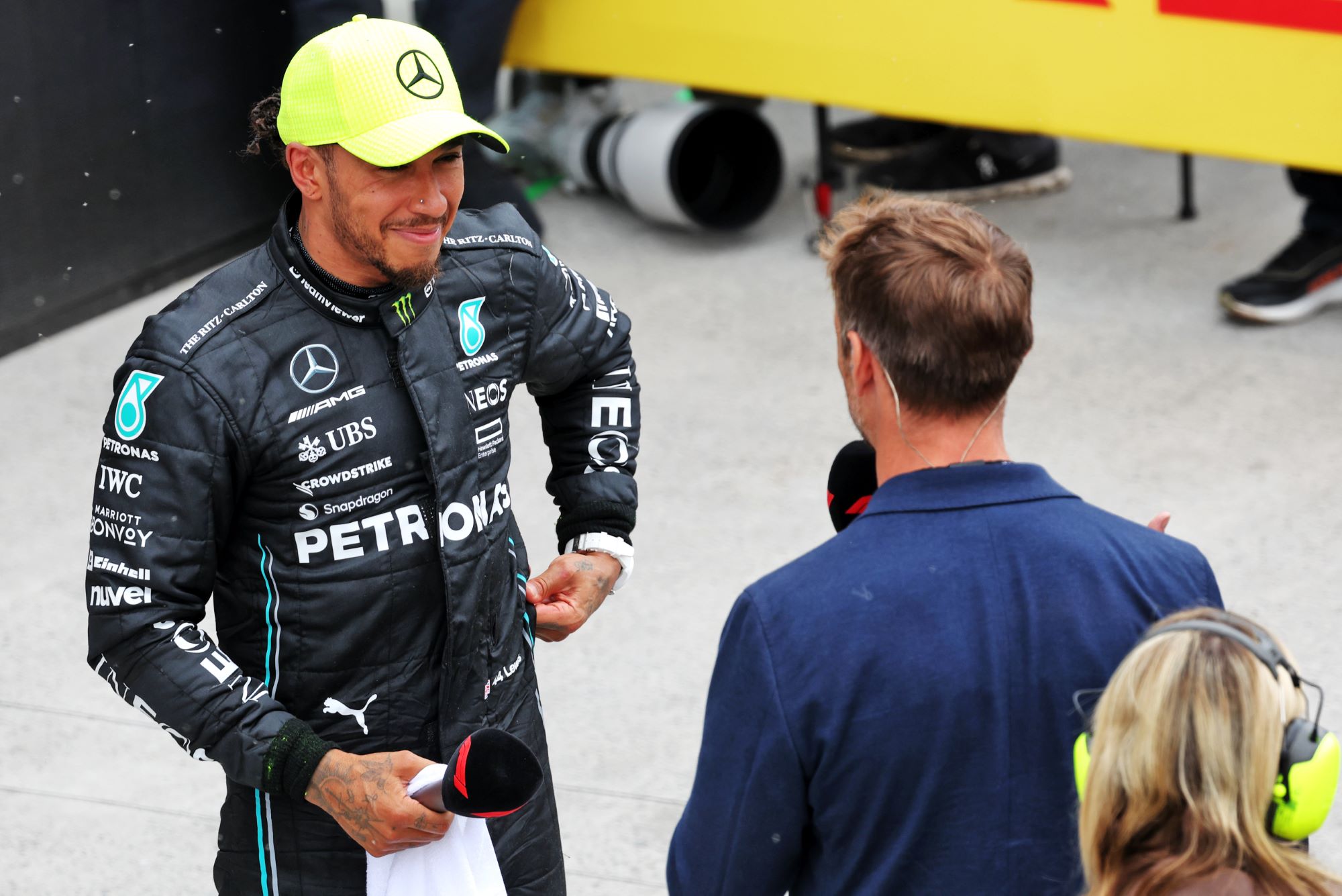 F1: Hamilton é aconselhado a evitar mudança para Ferrari devido ao potencial “caos”