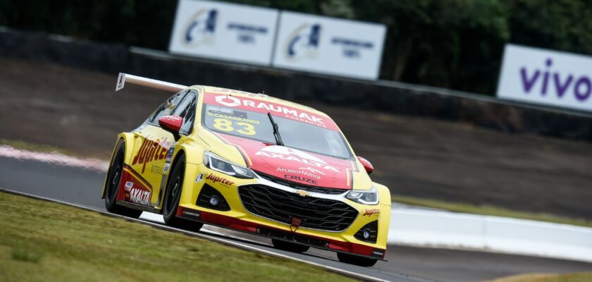 Casagrande lidera último treino da Stock Car em Cascavel