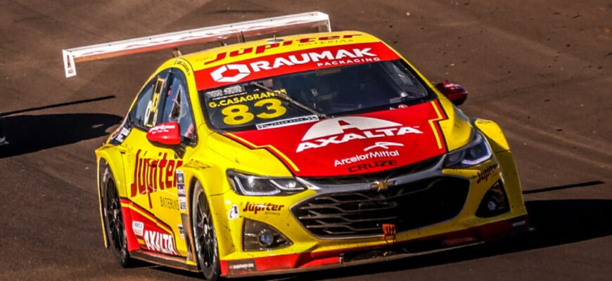 Gabriel Casagrande vai ao pódio em Cascavel e assume liderança da Stock Car