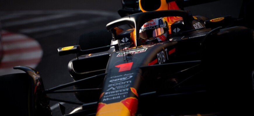 GP da Espanha: Verstappen lidera TL1 mais de um segundo à frente dos rivais