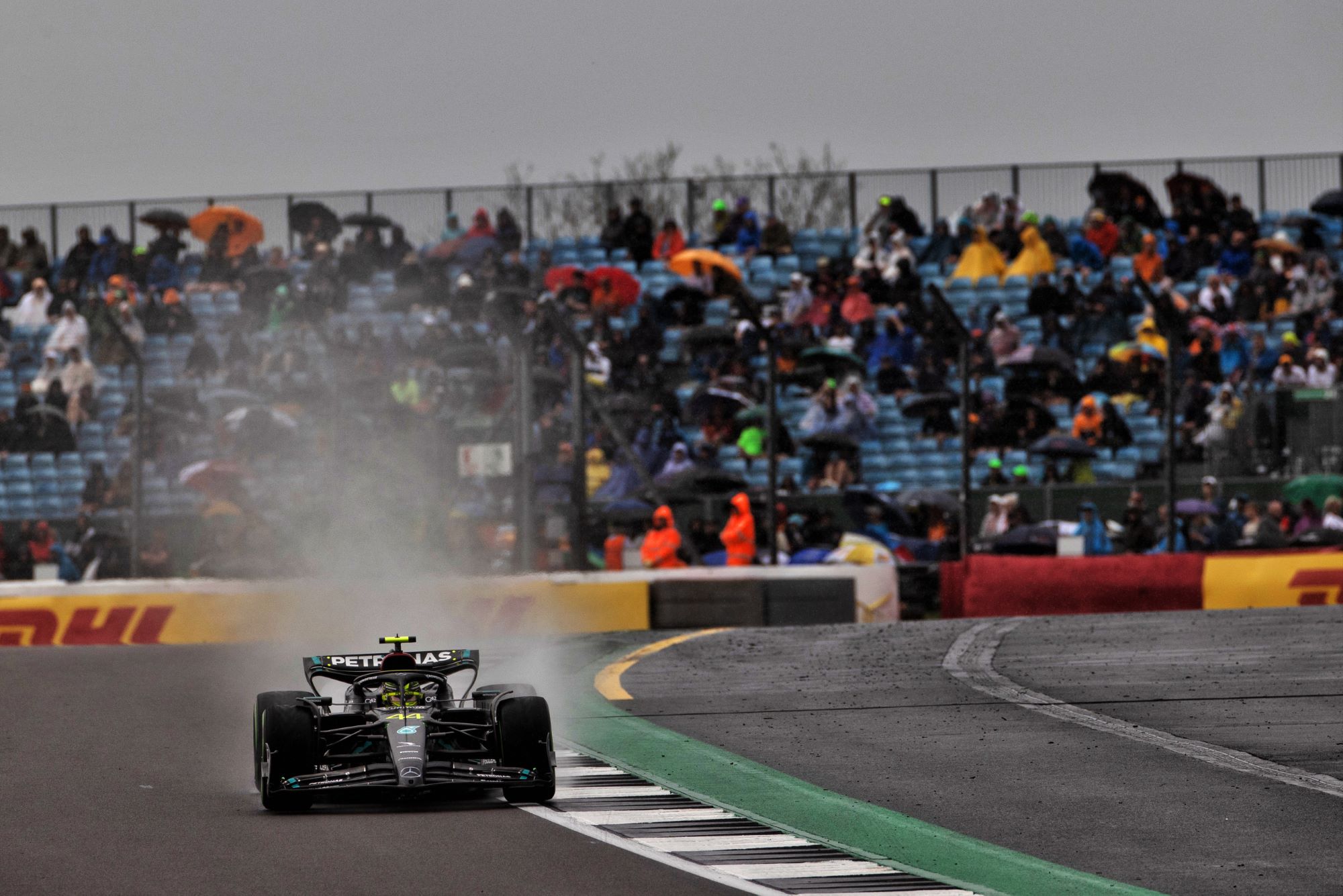F1: Chances de chuva são pequenas para a corrida de hoje na Inglaterra