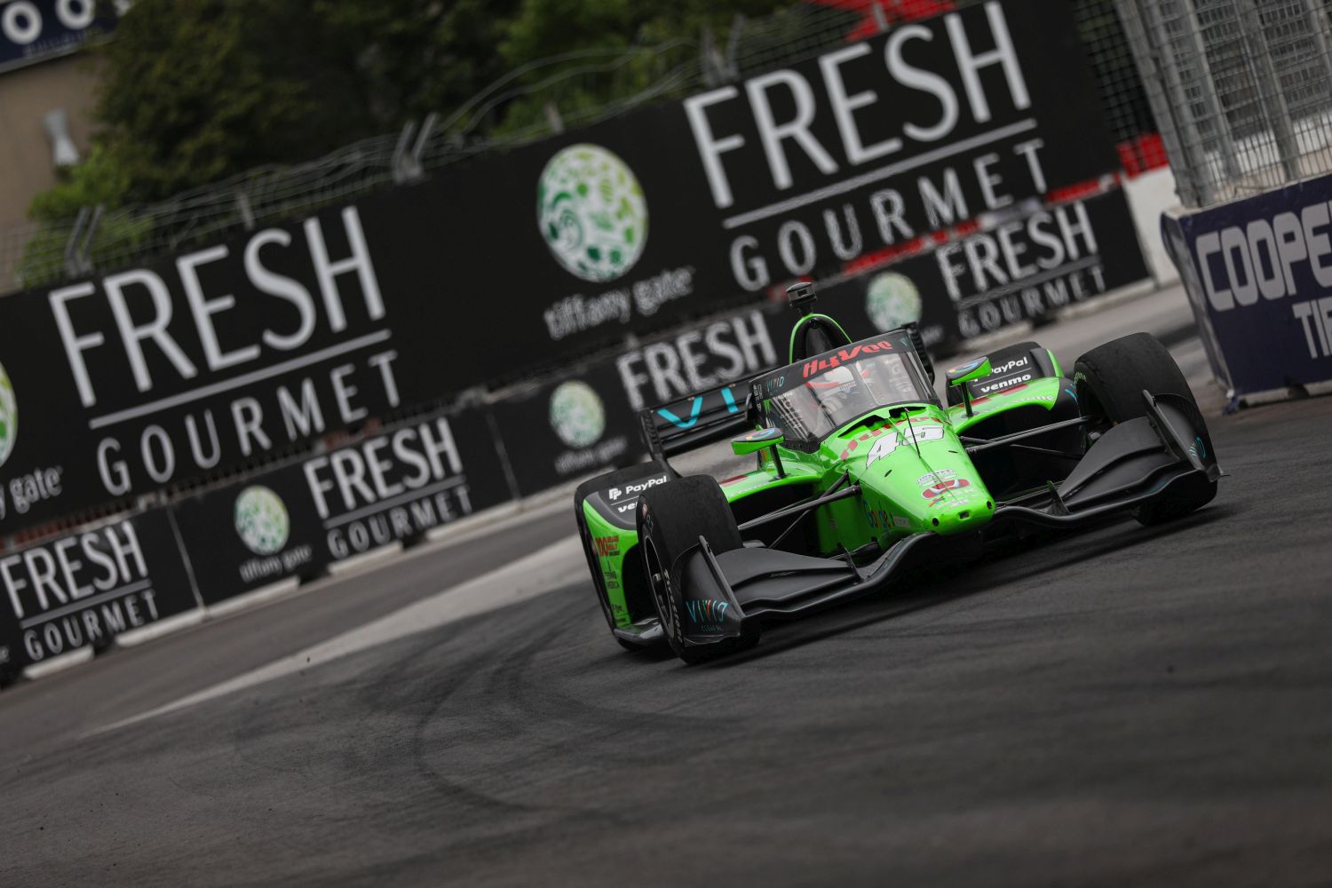 Indy: Lundgaard acerta volta no fim e fatura pole position em Toronto