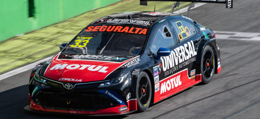 Nelson Piquet Jr é destaque colocando a Universal Soluções Automotivas em terceiro lugar no treino livre da Stock Car