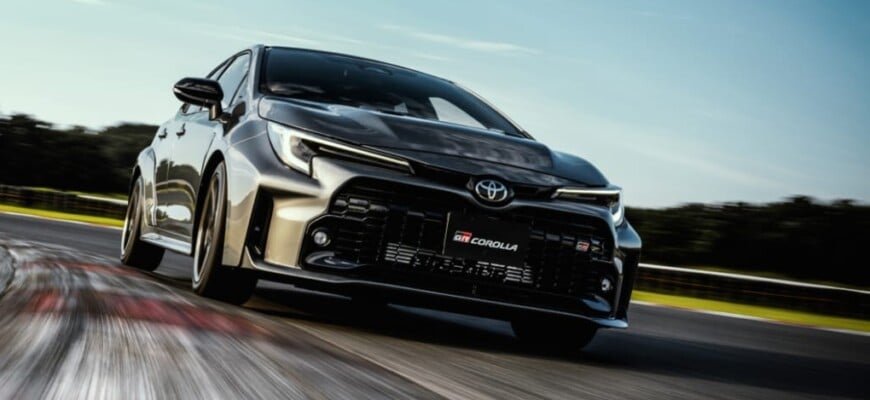 Toyota GR Corolla é o novo carro madrinha da Stock Car