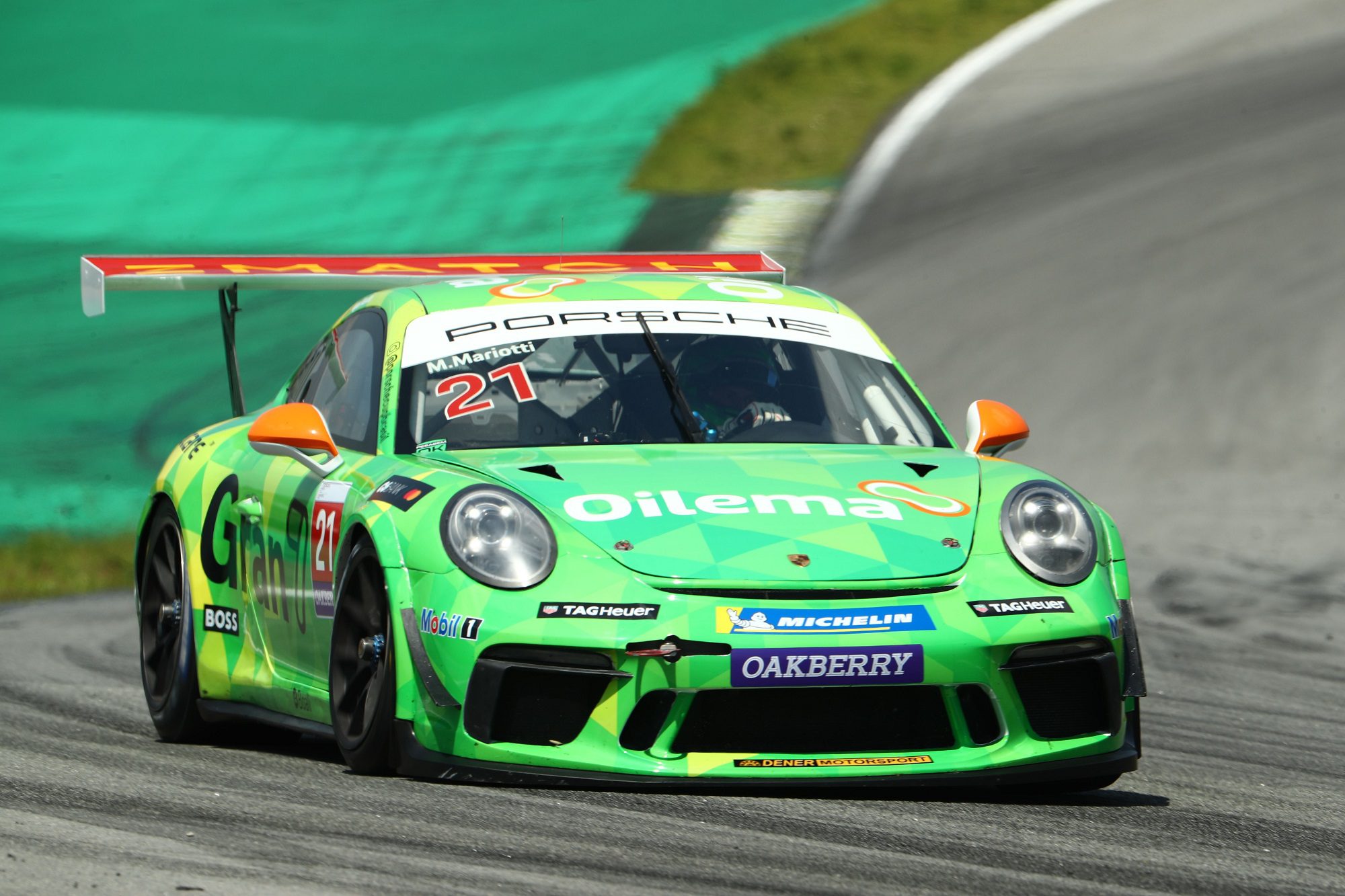 Mariotti aparece nos instantes finais e faz melhor volta da Sprint Challenge da Porsche Cup em Interlagos