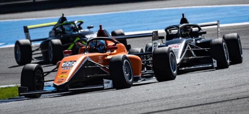 Pedro Clerot acelera em Portugal na busca de subir na tabela da F4 Espanhola