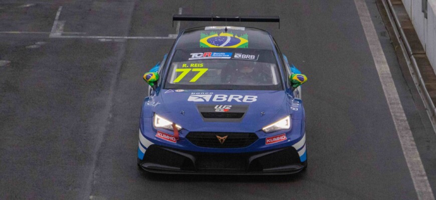 Raphael Reis abre os trabalhos do TCR South America e do TCR Brasil na liderança no Velopark