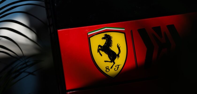 Ferrari lidera o ranking de vitórias na F1, seguida por McLaren e Mercedes