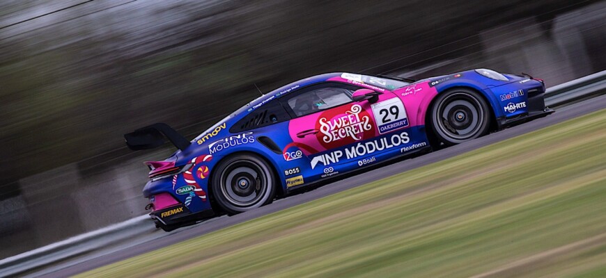 Thiago Vivacqua mira o pódio nos 500 km da Porsche Cup em Interlagos