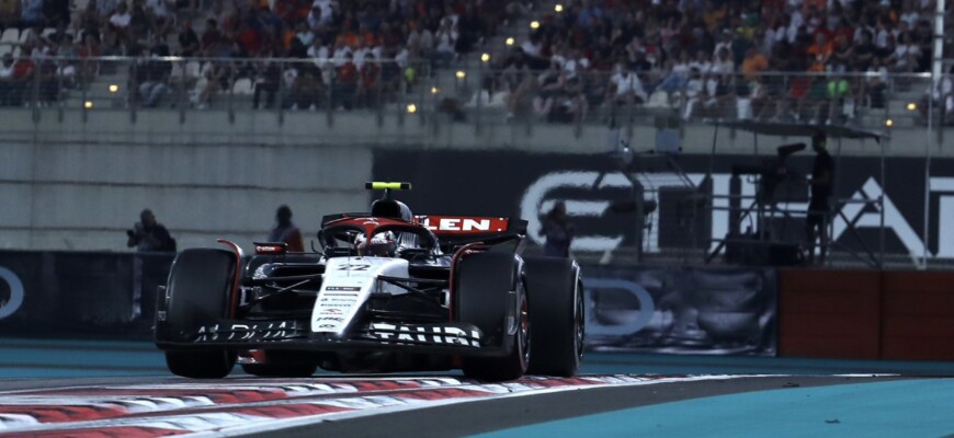 F1: Tsunoda revela surpresa ao descobrir liderança durante GP de Abu Dhabi