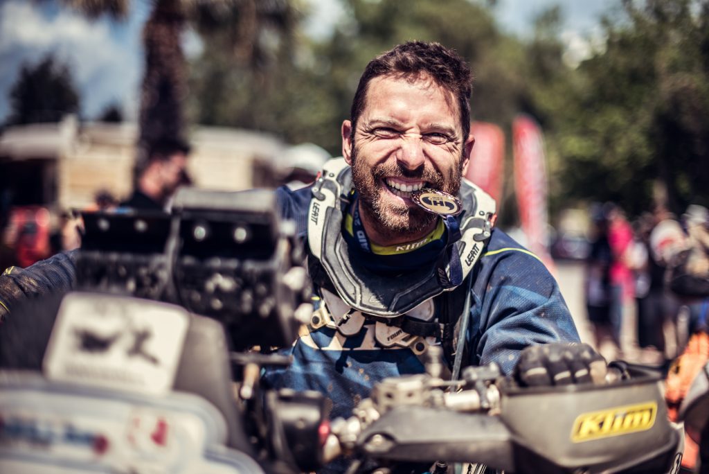 Piloto espanhol Carles Falcón morre após acidente no Rally Dakar 2024