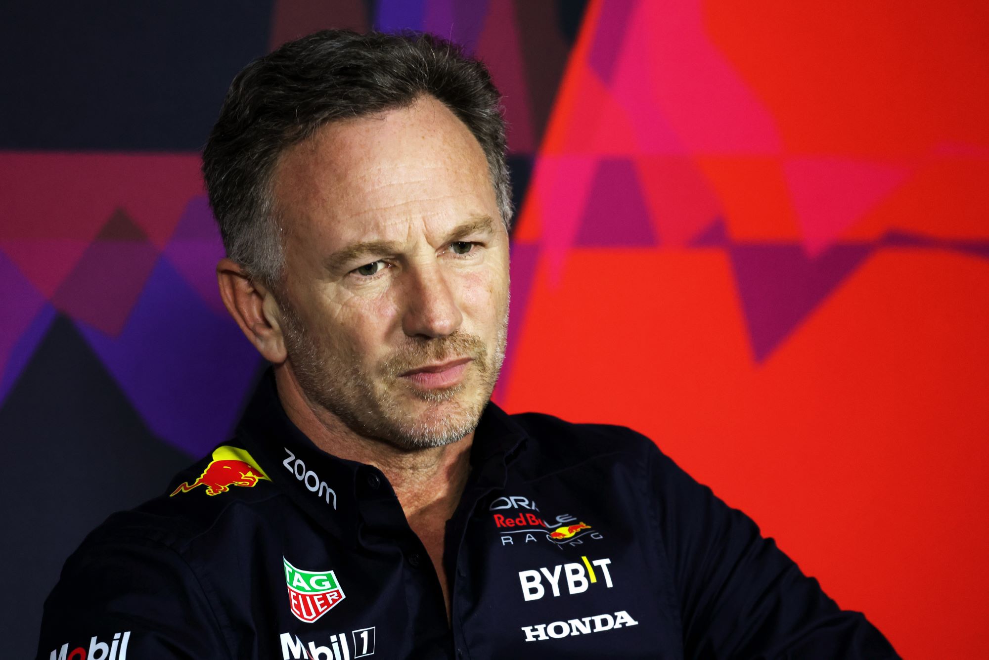 F1: Horner diminui influência de Verstappen por Marko continuar na equipe