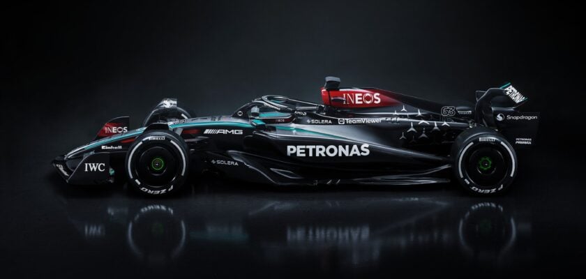 F1: Mercedes mistura preto e prata para W15 em 2024