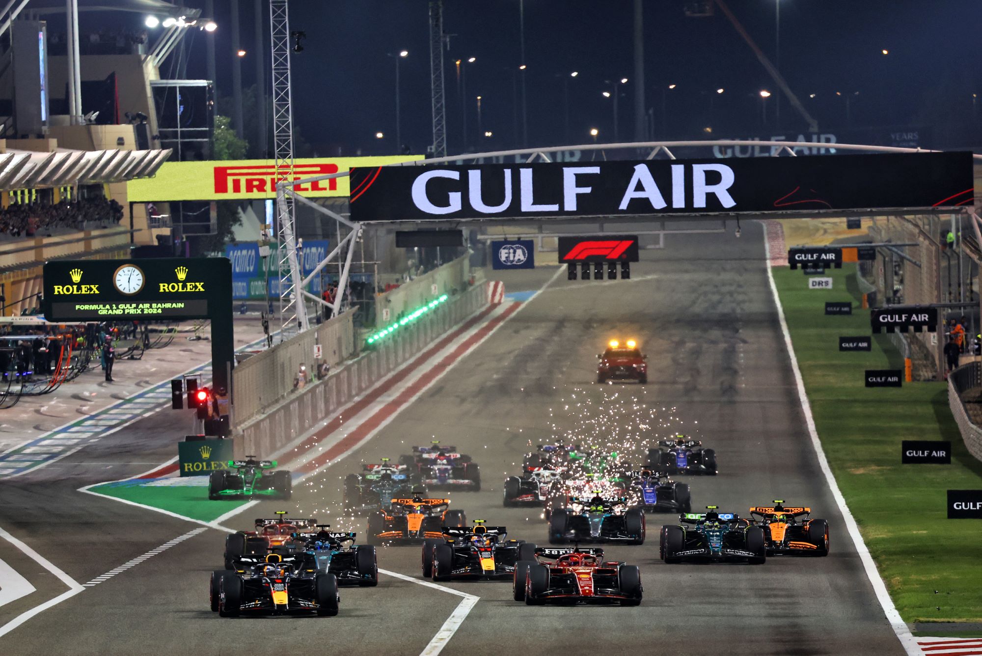 F1: Confira As Imagens Da Vitória Dominante De Verstappen No GP Do Bahrein